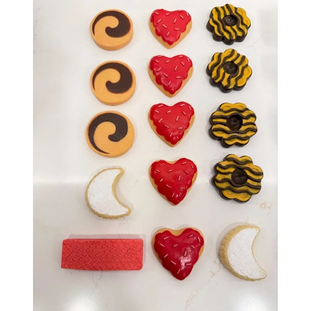 Learning Resources Pretend Play Food Cookies Shapes Set 30‎ Pieces Toy Kitchen